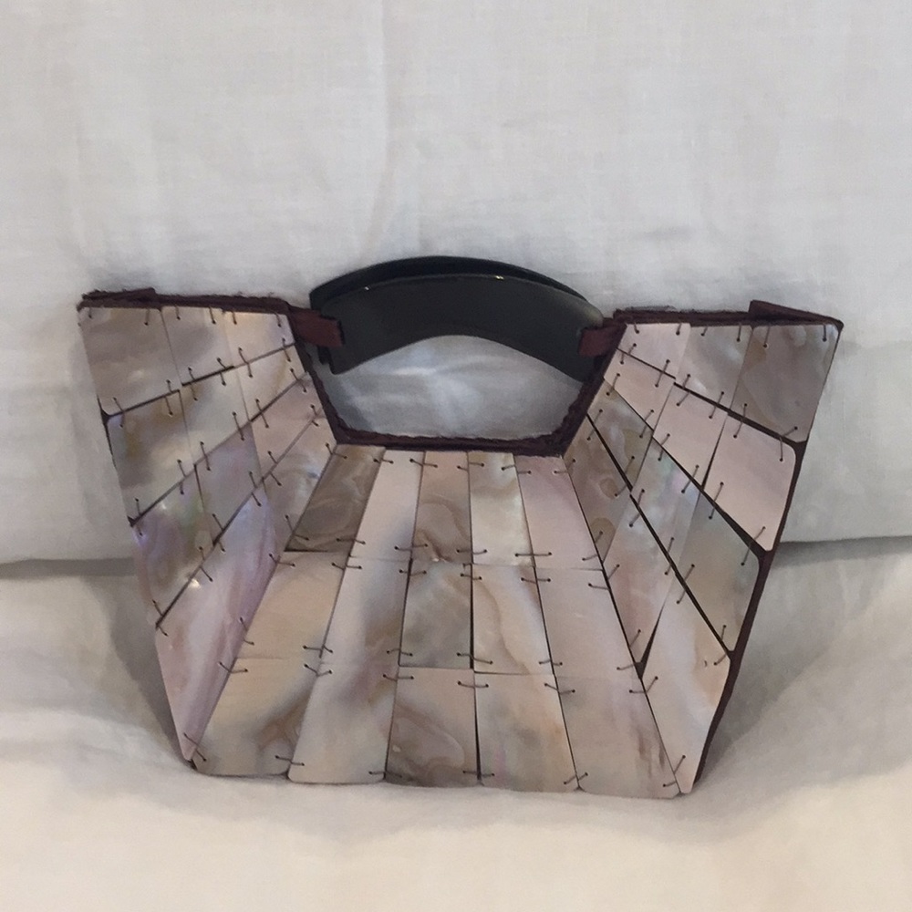 Shell Purse